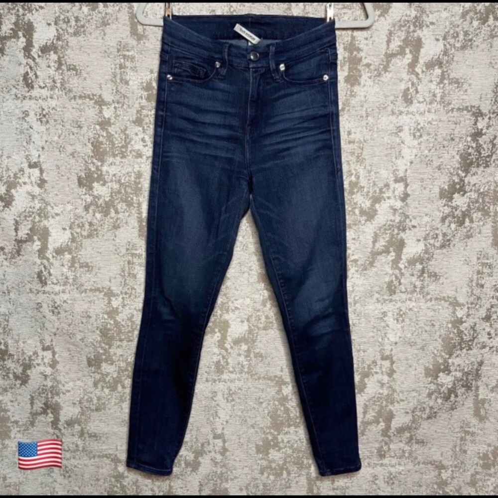 Good American Good Waist Skinny Jeans in Blue 025